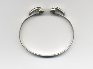 Bracelet,clip,2 dics
